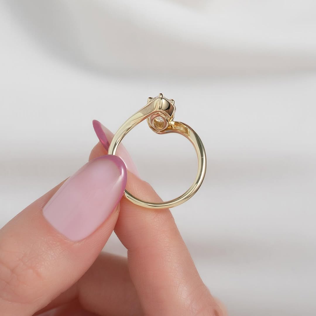 2.0ct Marquise Cut Lab grown Diamond Solitaire Ring With Bypass Shank Band