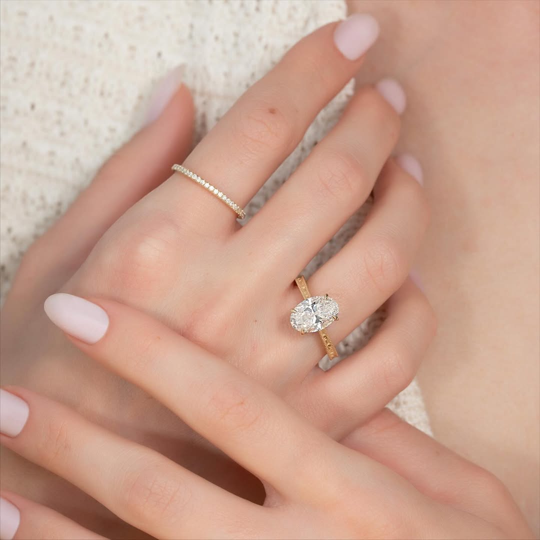 2.5c Oval Cut Lab Grown Diamond Solitaire Ring With Hidden Halo