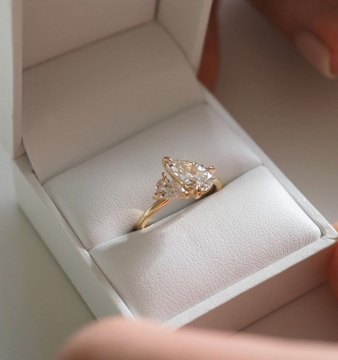 3tcw Duet Pear Toi Et Moi Lab Grown Diamond Ring Stunning diamond solitaire ring on a gold band, ideal for engagements, weddings, or fine jewelry collections. YouTube Amazon Facebook Weather Google Gmail Wordless WhatsApp Web Translate News blog post ring ceremony Article Life Money 2025 design Ring Ceremony Diamond Shape Diamond Ring Surat Diamond India Market Diamond Ring for Her Diamond Ring for Men Diamond Ring Women Engagement Ring Finger For Her Finger Ring Gold Ring Bluestone Ring Diamond Ring Price 