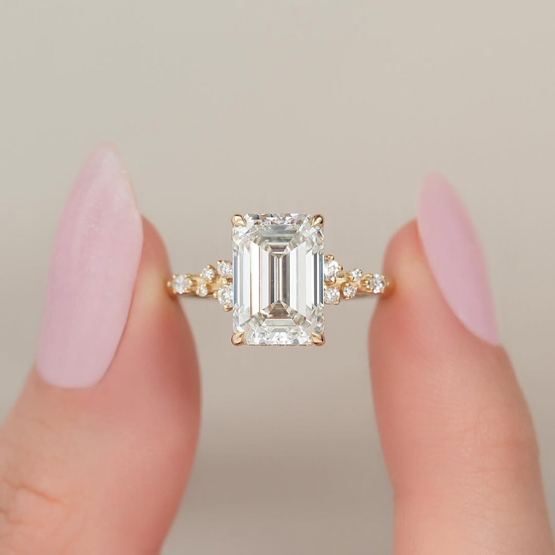 4.50ct Emerald Cut Lab grown Diamond Solitaire Ring with Share Prong