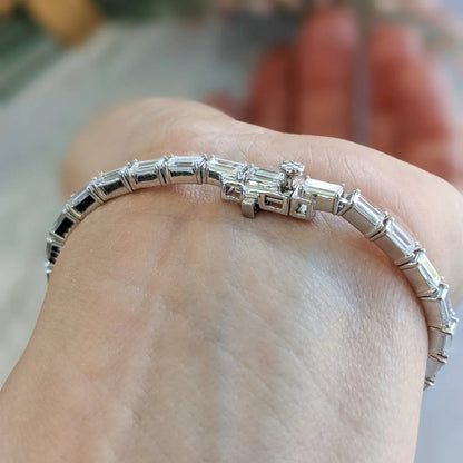 Baguette 6.5tcw Lab grown Diamond East-Wast Tennis Bracelet, EF Color, VS Clarity, IGI Certifierd 