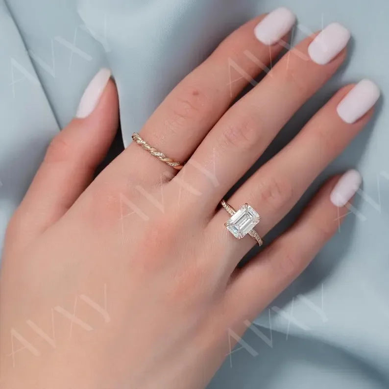 Emerald 4.00CT Lab Diamond Hidden Halo Ring Twisted Pavé Band Engagement Anniversary Gift for Girlfriend Elegant Wedding Style Fine Jewelry Ring