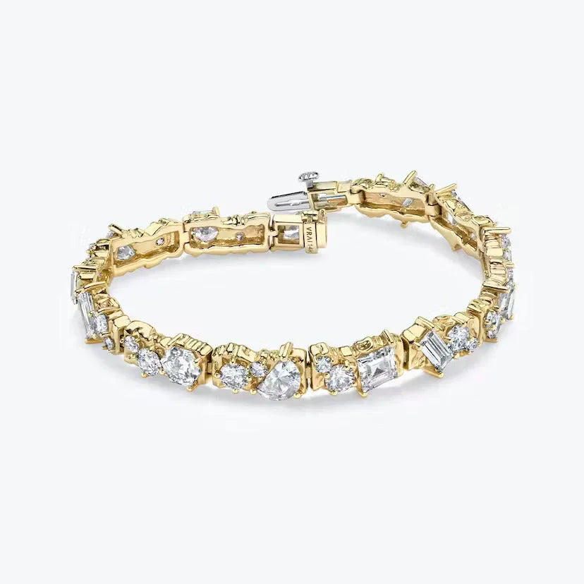 Multi Lab Grown Diamond Illuminate Bracelet, EF Color , VS Clarity , IGI Certificate 