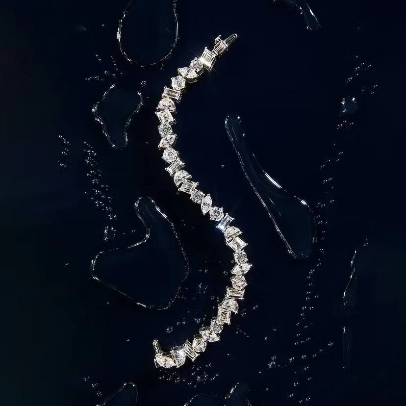 Multi Lab Grown Diamond Unity Bracelet, EF Color, VS Clarity, IGI Certificate 