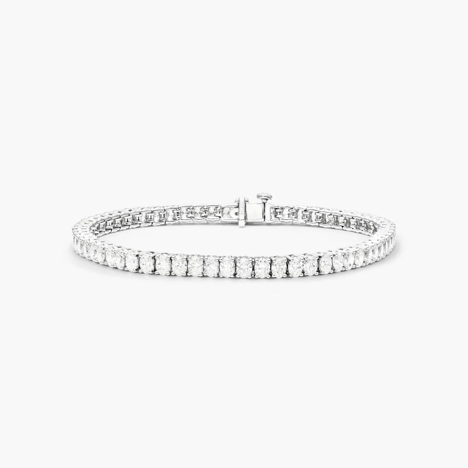 Oval Shape Lab Diamond Tennis Bracelet, EF Color , VS Clarity, IGI Certificate 