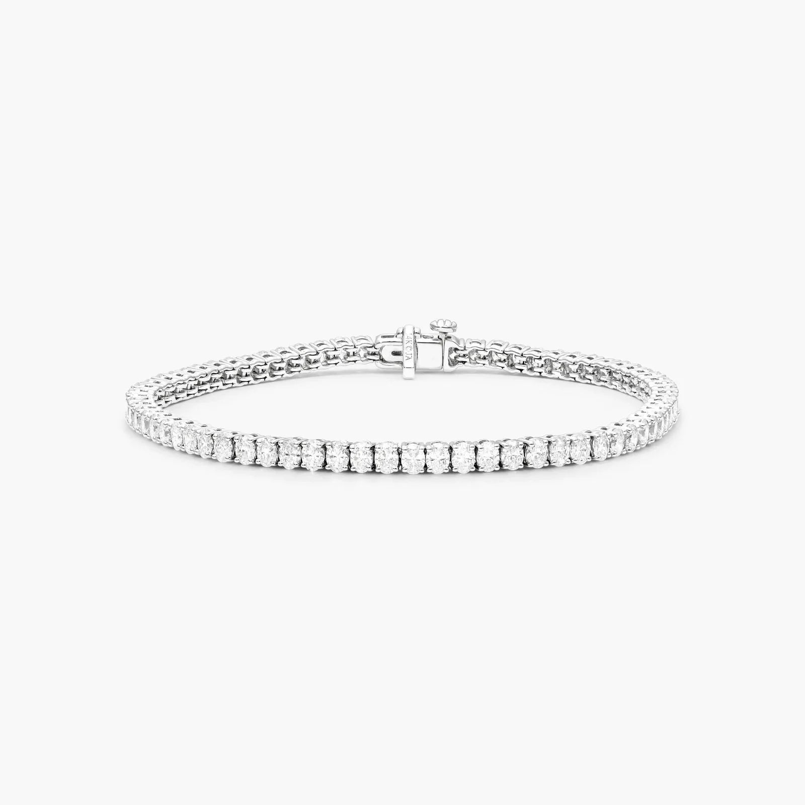 Oval Shape Lab Diamond Tennis Bracelet, EF Color , VS Clarity, IGI Certificate 
