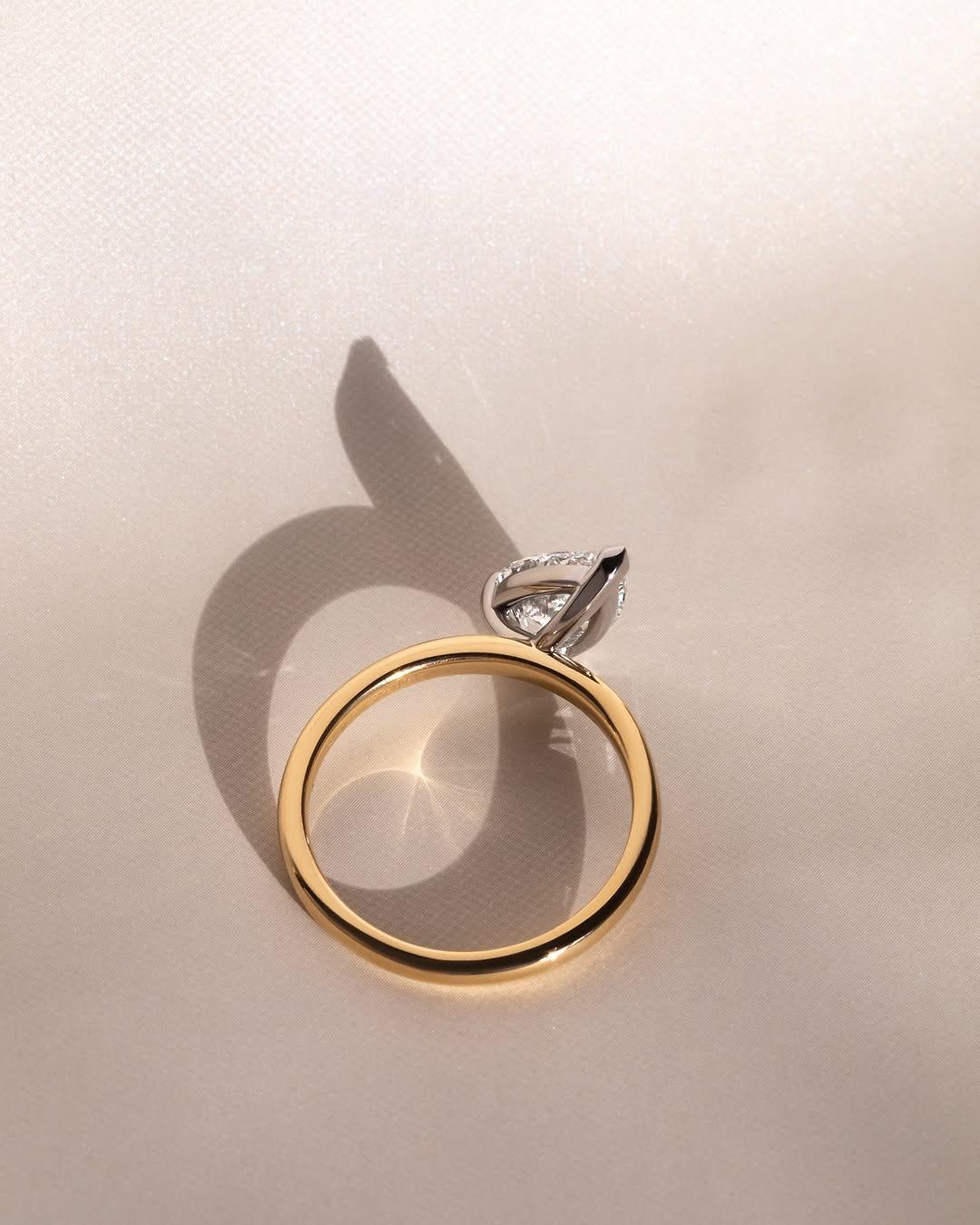 Pear Cut 1.50CT Lab Grown Diamond Solitaire Engagement Ring | Wedding Ring | Bridal Promise Ring | Elegant Jewelry | Gift for Her
