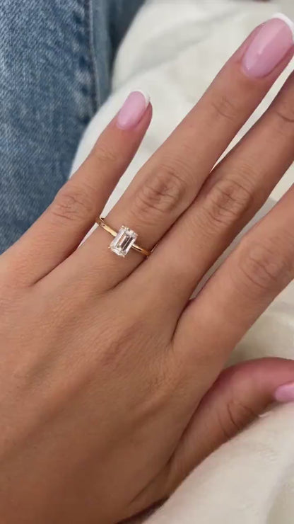 2.00 CT Emerald Lab Grown Diamond Engagement Ring | Solitaire Ring | Hidden Halo Setting | IGI Certified
