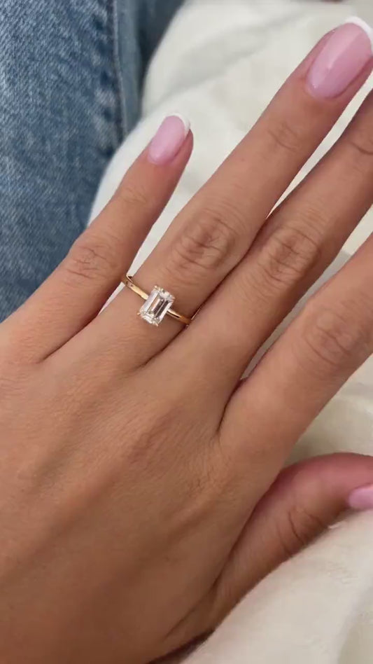 2.00 CT Emerald Lab Grown Diamond Engagement Ring | Solitaire Ring | Hidden Halo Setting | IGI Certified