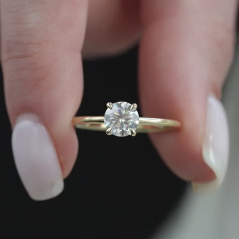 2.00ct Round Lab Grown Diamond Engagement Ring | Classic Solitaire Setting | IGI Certified