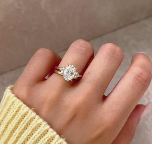 IGI certified 5.0ct oval cut lab created diamond ring, side round setting engagement ring, bridal wedding jewelry, anniversary gift for her