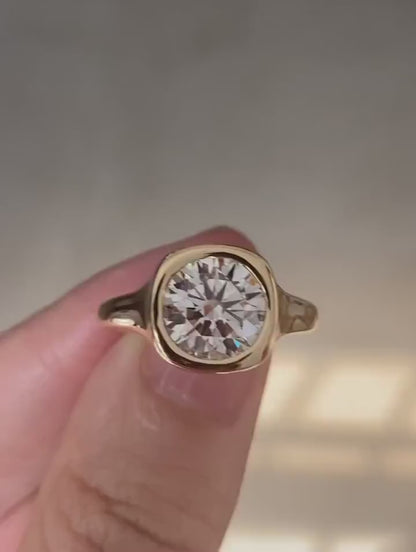 2.50 CT Round Lab Grown Diamond Engagement Ring | Yellow Gold Bezel Ring | Vintage Ring | IGI Certified