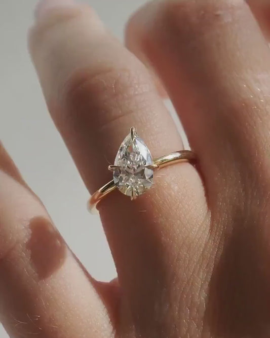 4.5ct pear cut lab grown diamond solitaire engagement ring single stone wedding ring anniversary gift for women IGI style elegant jewelry ring
