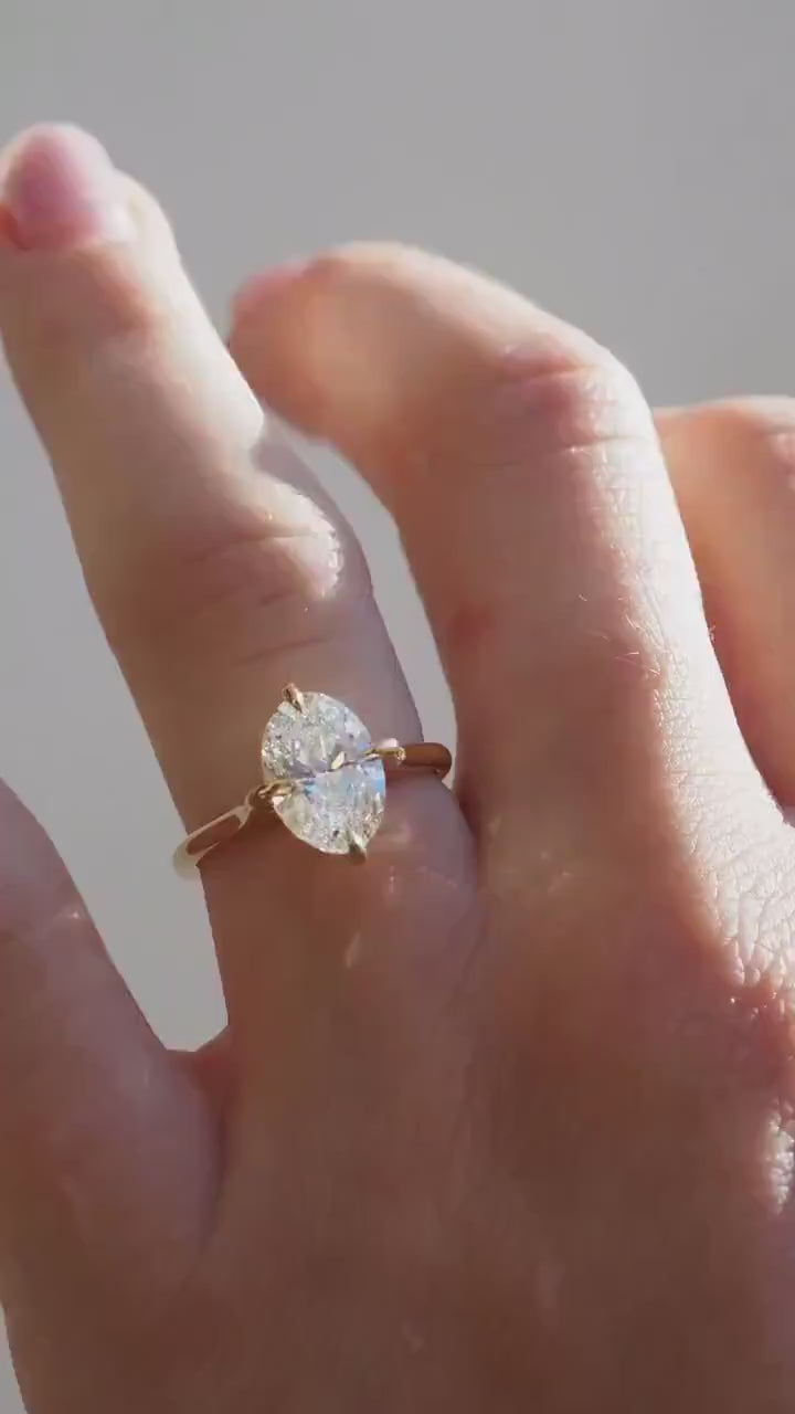 Oval cut 7ct lab grown diamond solitaire engagement ring romantic bridal wedding gift ideas IGI style luxury ring for women elegant jewelry she’ll love