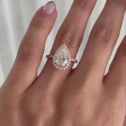 Pear 4.00 CT lab grown diamond IGI certified engagement ring halo pavé design wedding ring bridal jewelry gift for her wife luxury fine jewelry
