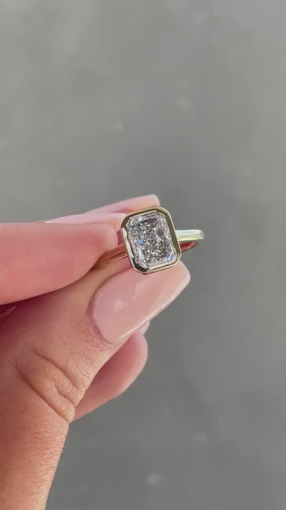 2.50ct Radiant Lab Grown Diamond Engagement Ring | Modern Bezel Setting | IGI Certified