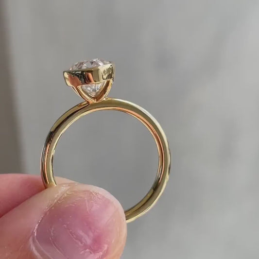 2.50ct Oval Lab Grown Diamond Engagement Ring | Bezel Setting | IGI Certified