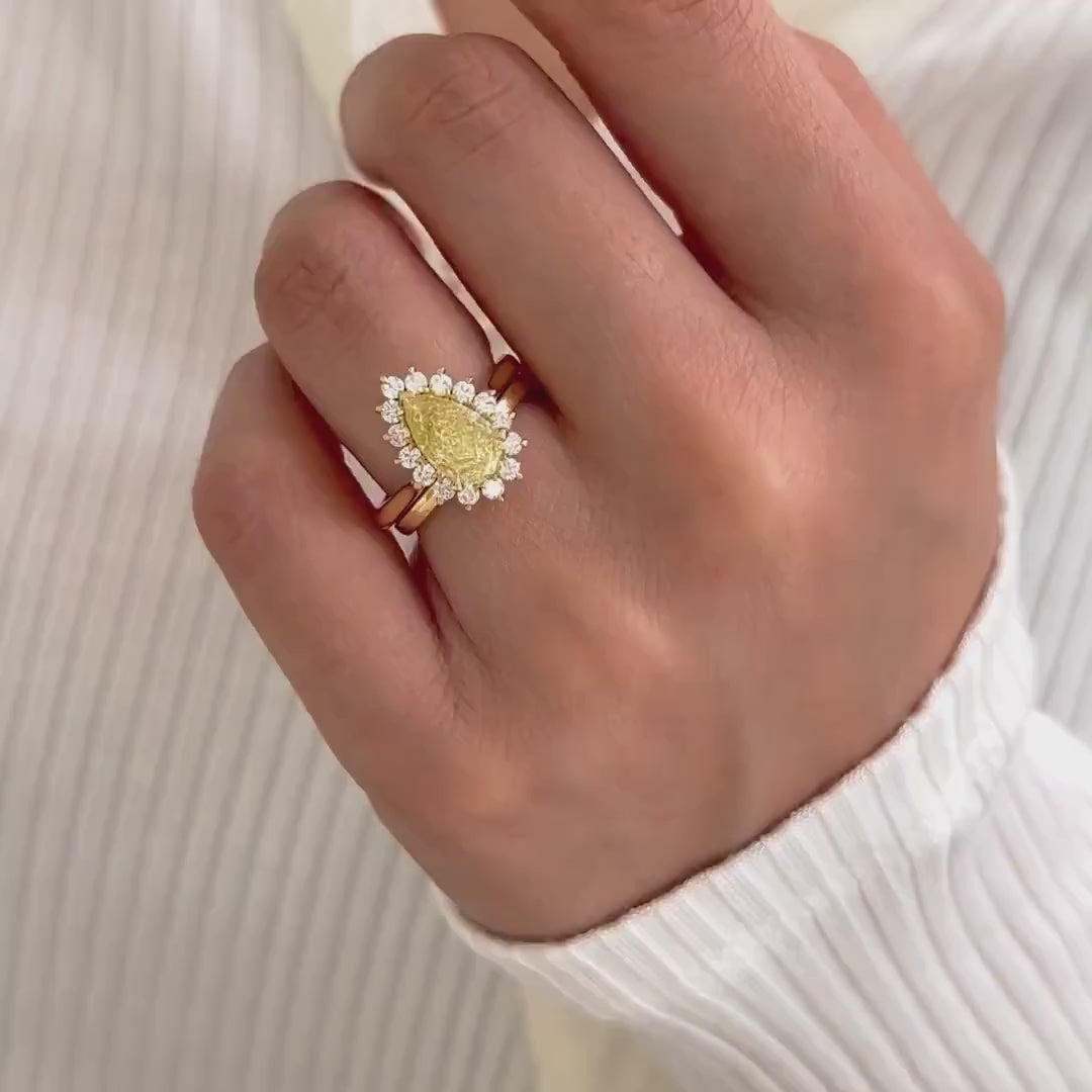 IGI certified 2.0ct pear cut fancy yellow lab grown diamond engagement ring crown setting wedding bridal gold fine jewelry luxury elegant ring design