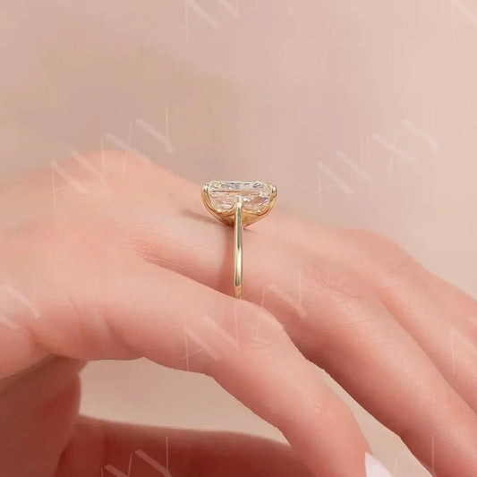 4.00CT Radiant Lab Grown Diamond Solitaire Engagement Ring Proposal Handcrafted Bridal Wedding Ring Unique Diamond Gift for Wife Jewelry
