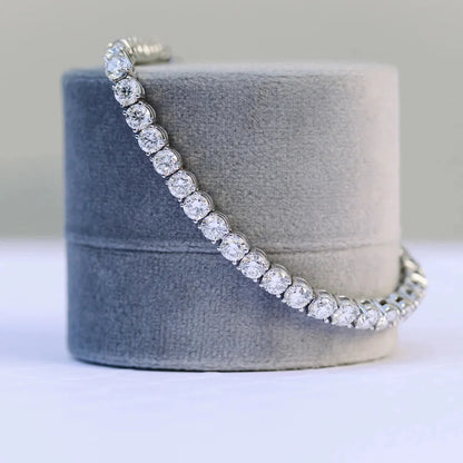 Round Lab Grown Diamond 4 Prong Tennis Bracelet, EF Color, VS clarity, IGI Certified 