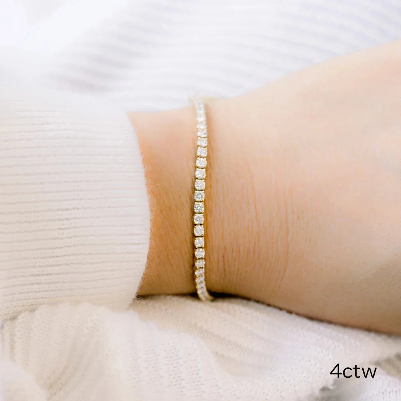 Round Lab Grown Diamond 4 Prong Tennis Bracelet, EF Color, VS clarity, IGI Certified 