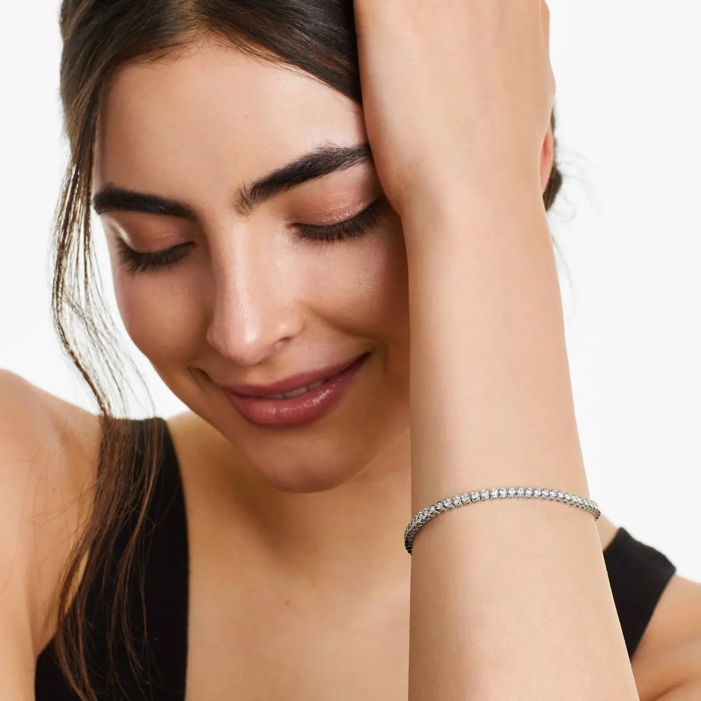 Round Lab Grown Diamond Bezel Tennis Bracelet, EF Color, VS Clarity, IGI Certified 