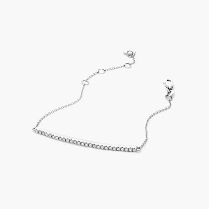 Round Lab Grown Diamond Elegant Bar Bracelet, EF Color, VS Clarity, IGI Certified 
