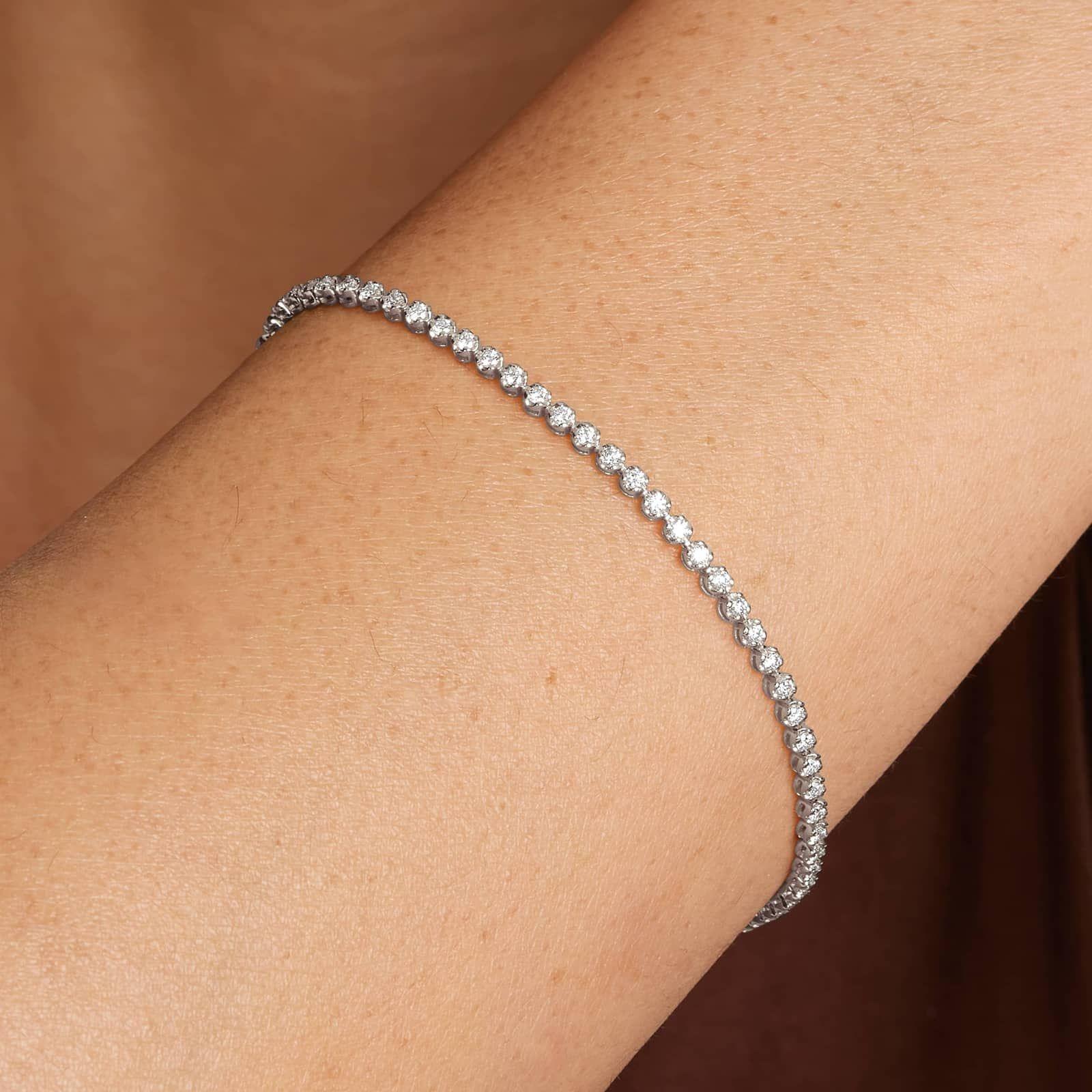 Round Lab Grown Diamond Petite Diamond Tennis Bracelet, EF Color, VS Clarity 