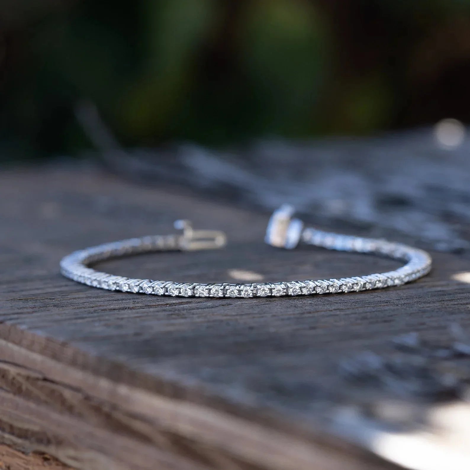 Round Lab Grown Diamond Tennis Bracelet, EF Color, VS Clarity, IGI Certified 