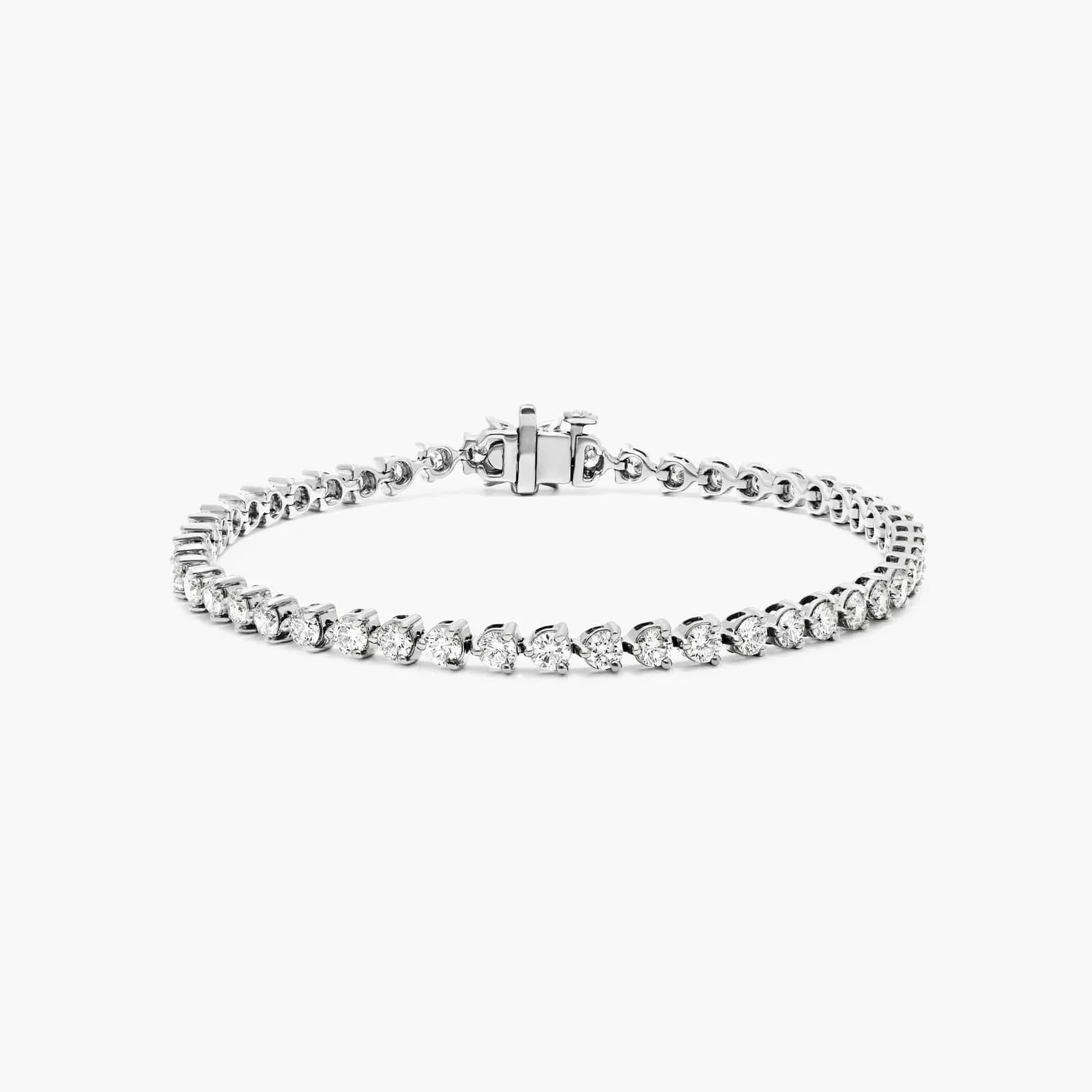 Round Lab Grown Diamond Three Prong Flower Clasp Tennis Bracelet,EF Color, VS Clarity, IGI Certificate 