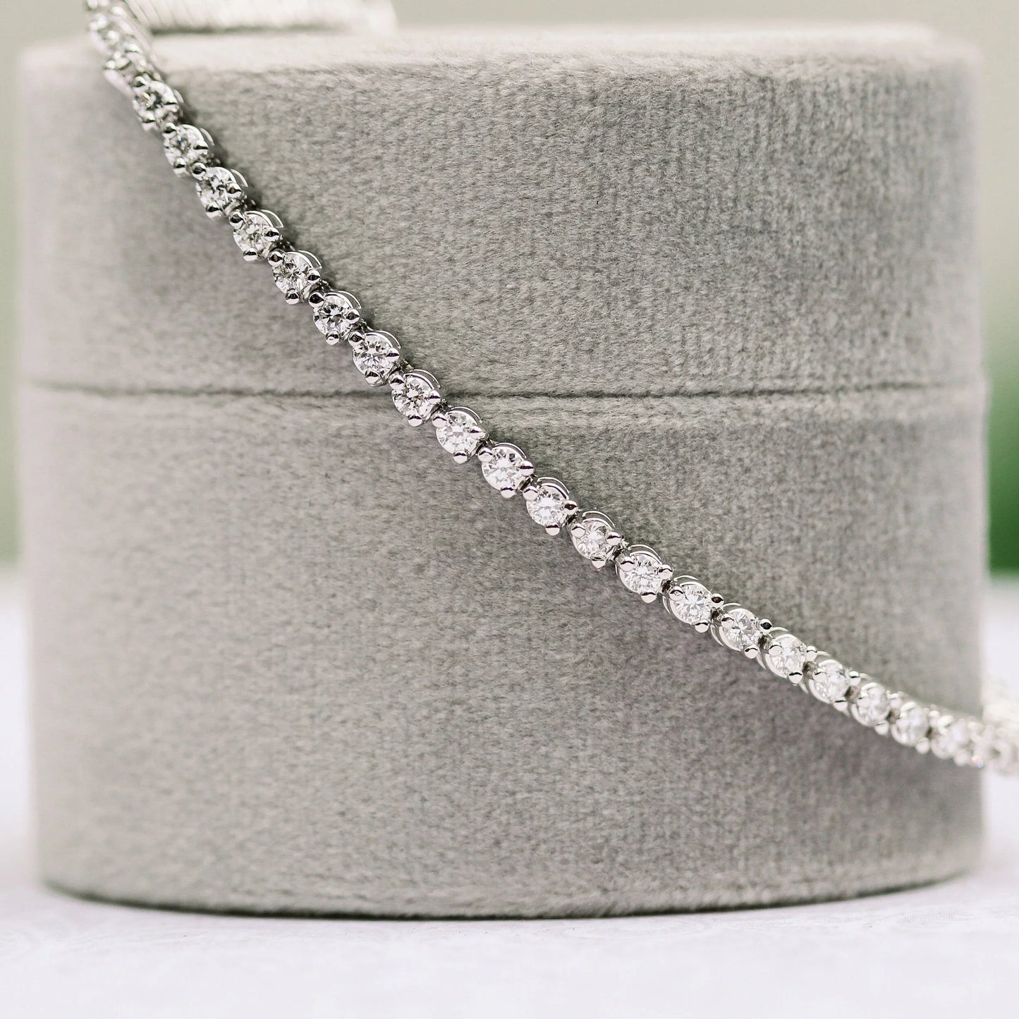 Round Lab Grown Diamond Three Prong Tennis Bracelet, EF Color, VS Clarity, IGI Certificate 