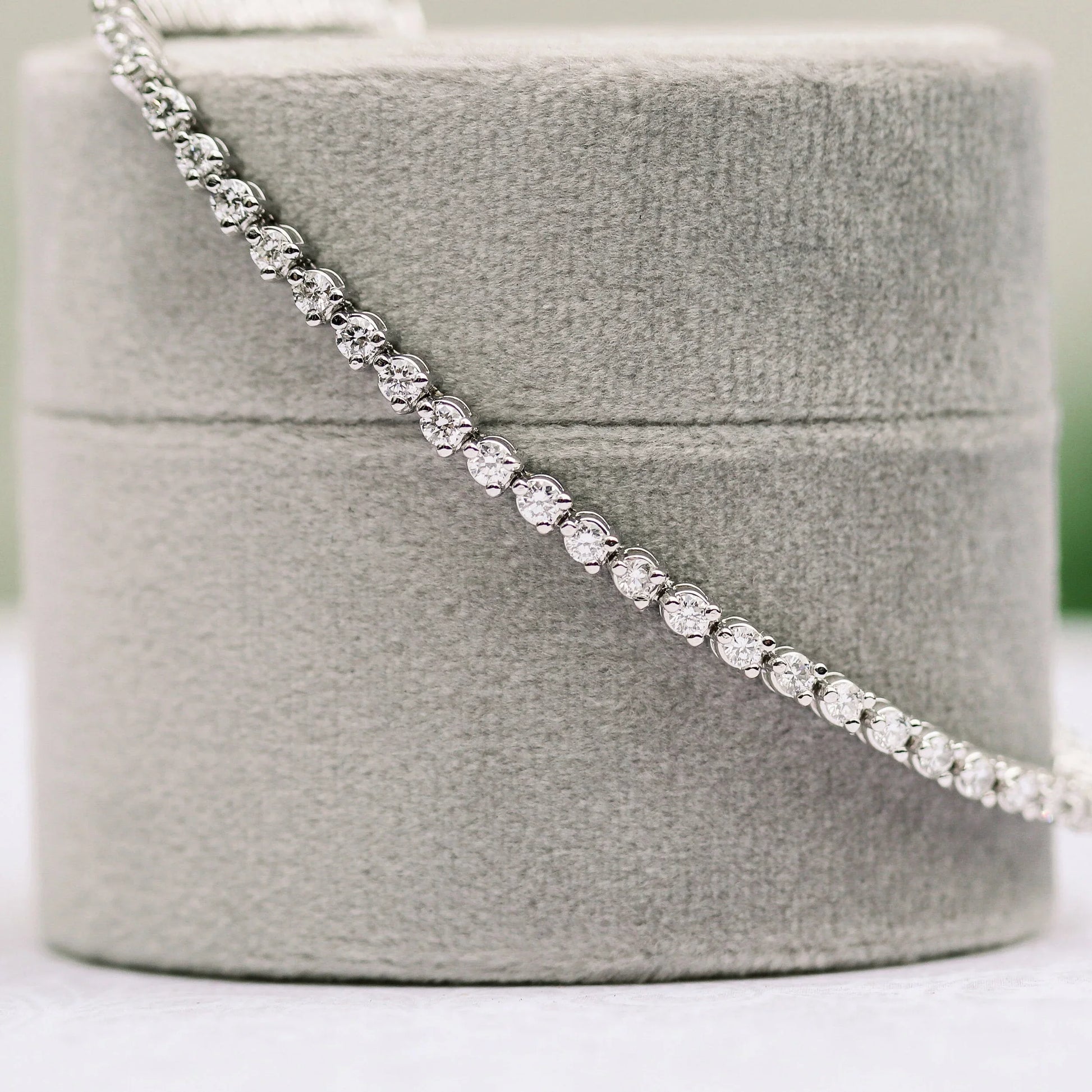 Round Lab Grown Diamond Three Prong Tennis Bracelet, EF Color, VS Clarity, IGI Certificate 