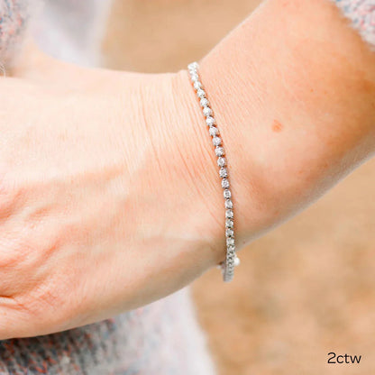 Round Lab Grown Diamond Three Prong Tennis Bracelet, EF Color, VS Clarity, IGI Certificate 