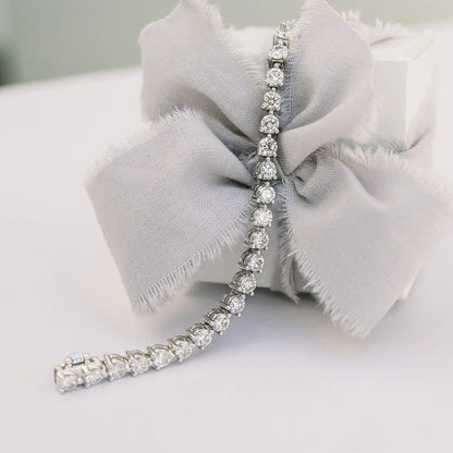 Round Lab Grown Diamond Three Prong Tennis Bracelet, EF Color, VS Clarity, IGI Certificate 