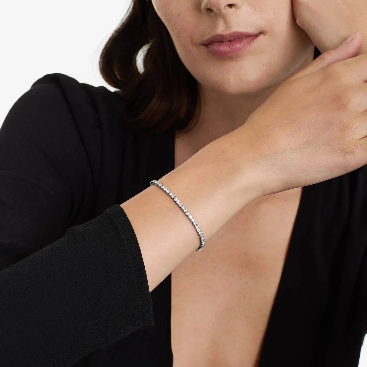 Round Lab Grown Diamond Two Prong Tennis Bracelet, EF Color, VS Clarity, IGI Certificate 